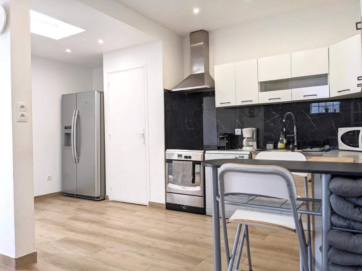 Grande Maison Renovee A 7 Min Du Metro ロマンヴィル エクステリア 写真